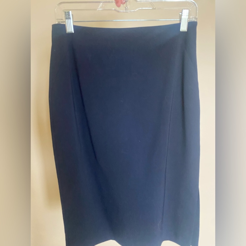 Ann Taylor Women's Navy SUIT SET - Jacket and Skirt - Picture 4 of 6